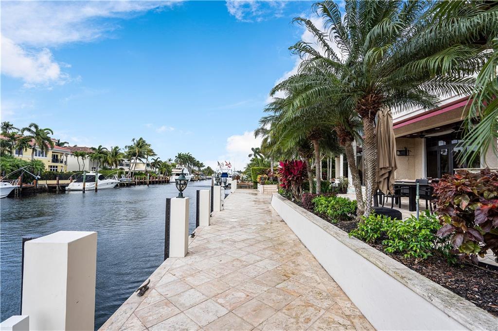 Lighthouse Point 4th Sec - Residential