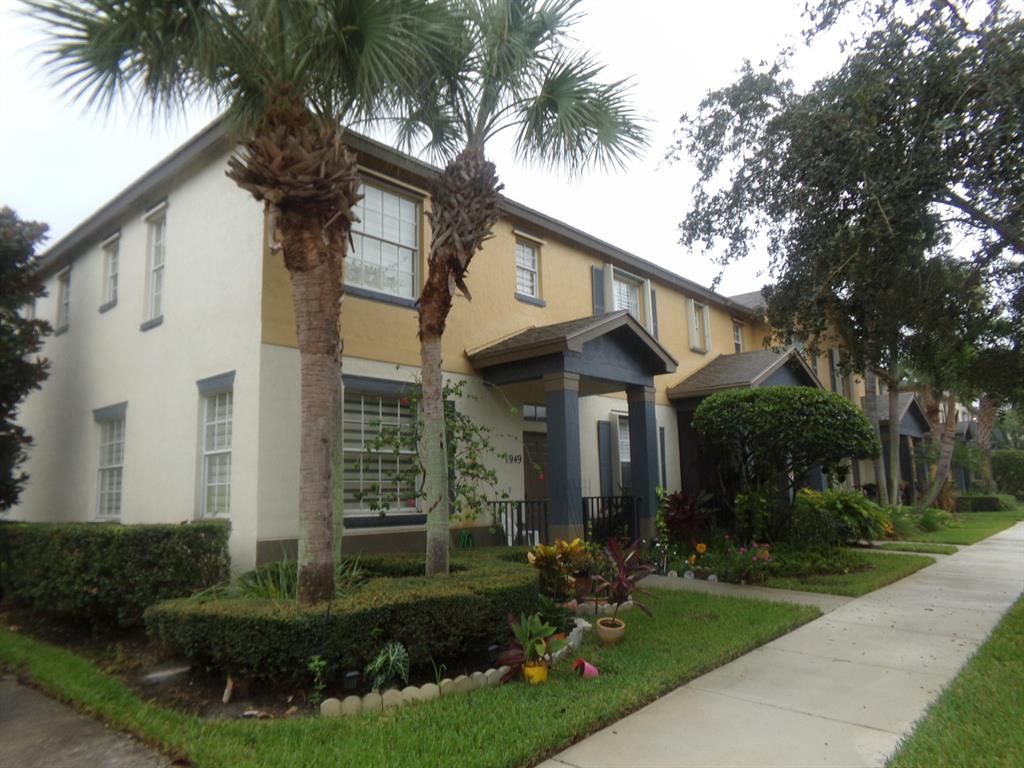 Photo of 1949 SE Avon Park Drive, Port Saint Lucie, FL 34952 (MLS # R10747279)