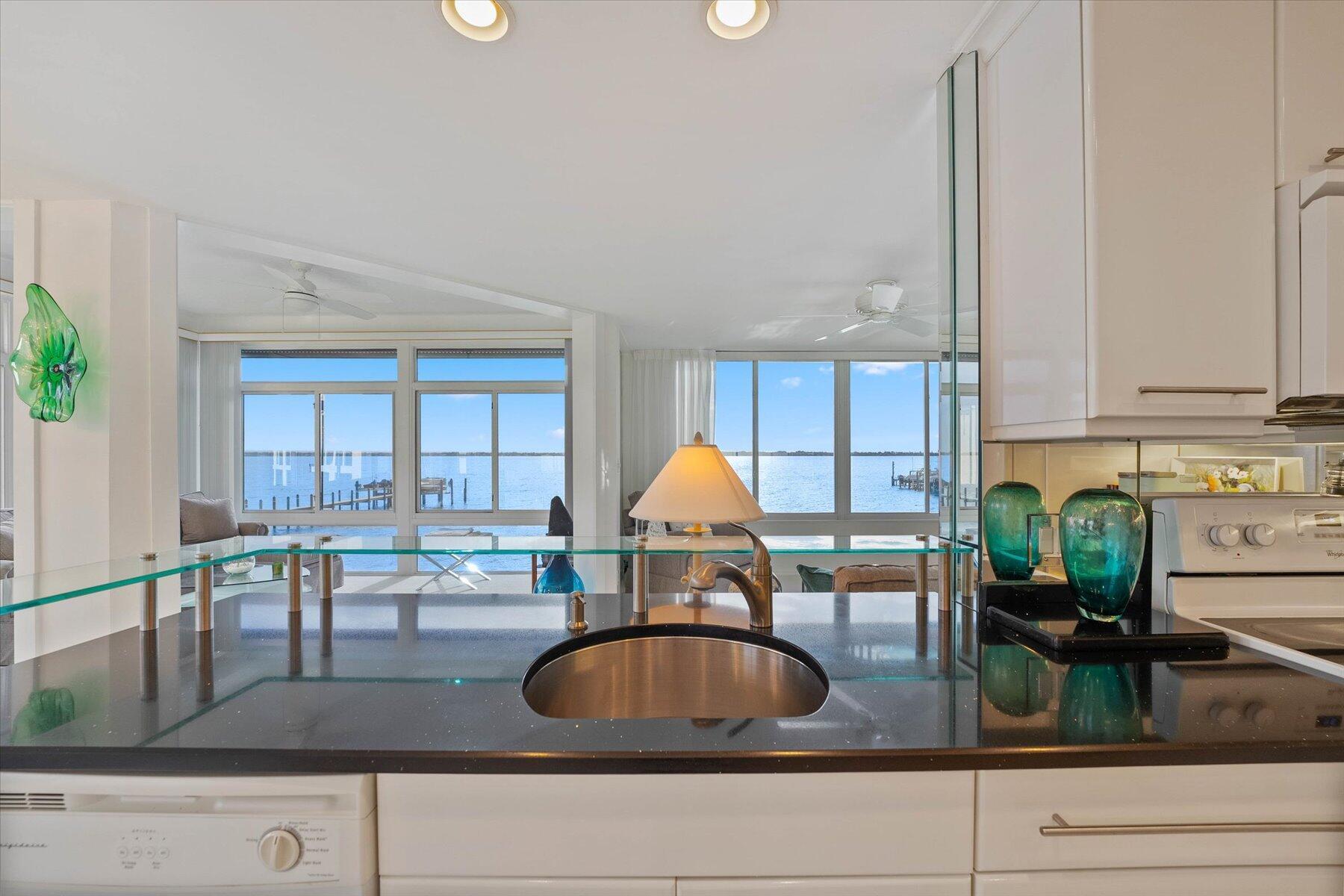 OCEAN VIEW CONDO - Residential