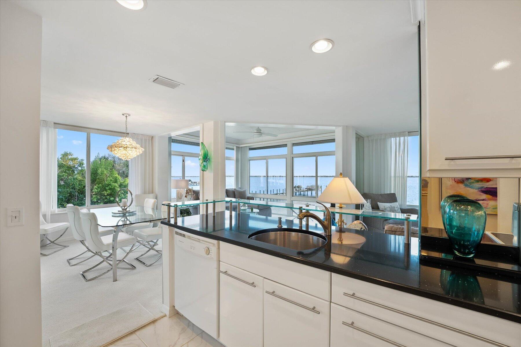 OCEAN VIEW CONDO - Residential