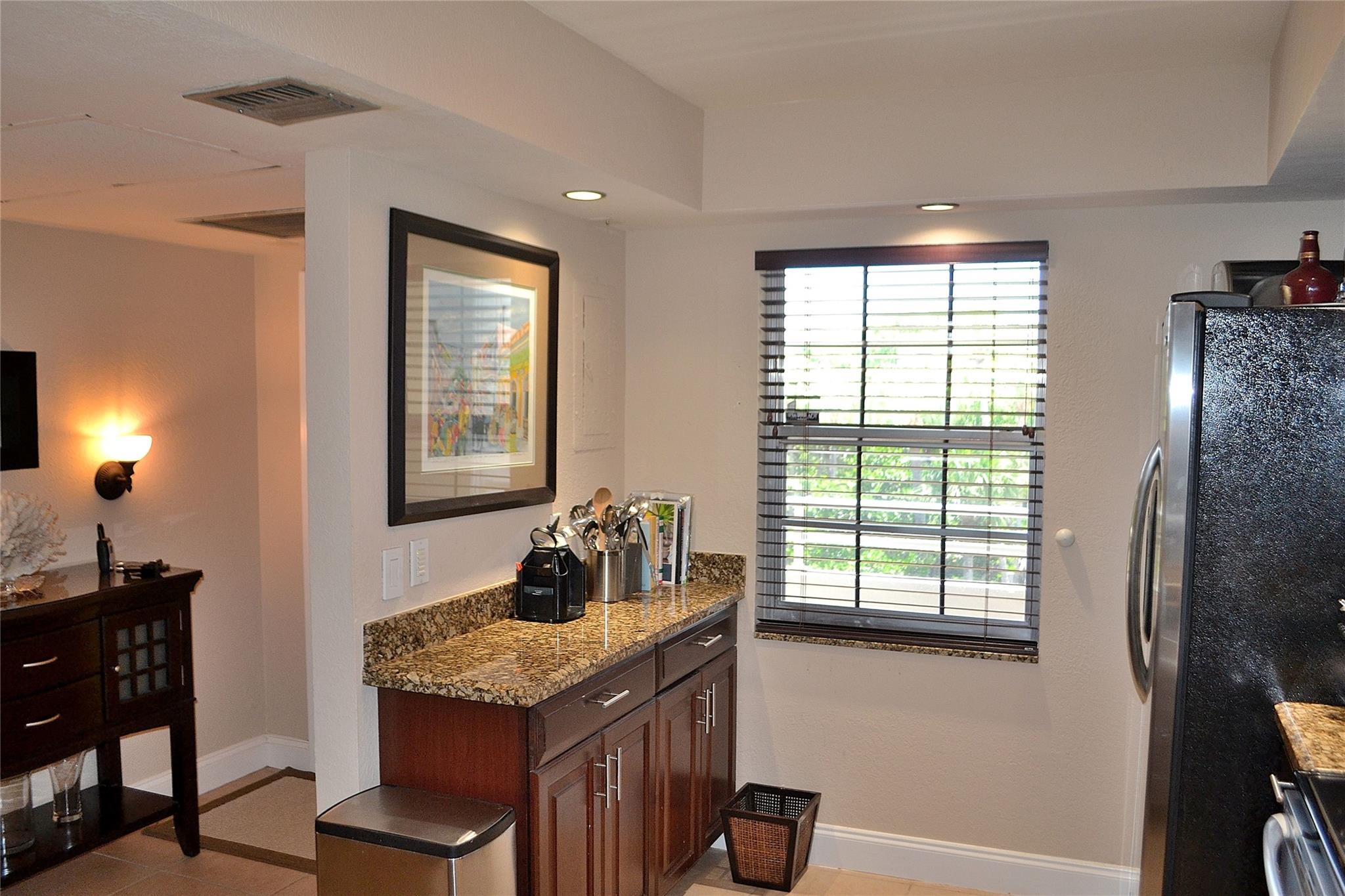 3850 Oaks Clubhouse Dr 405