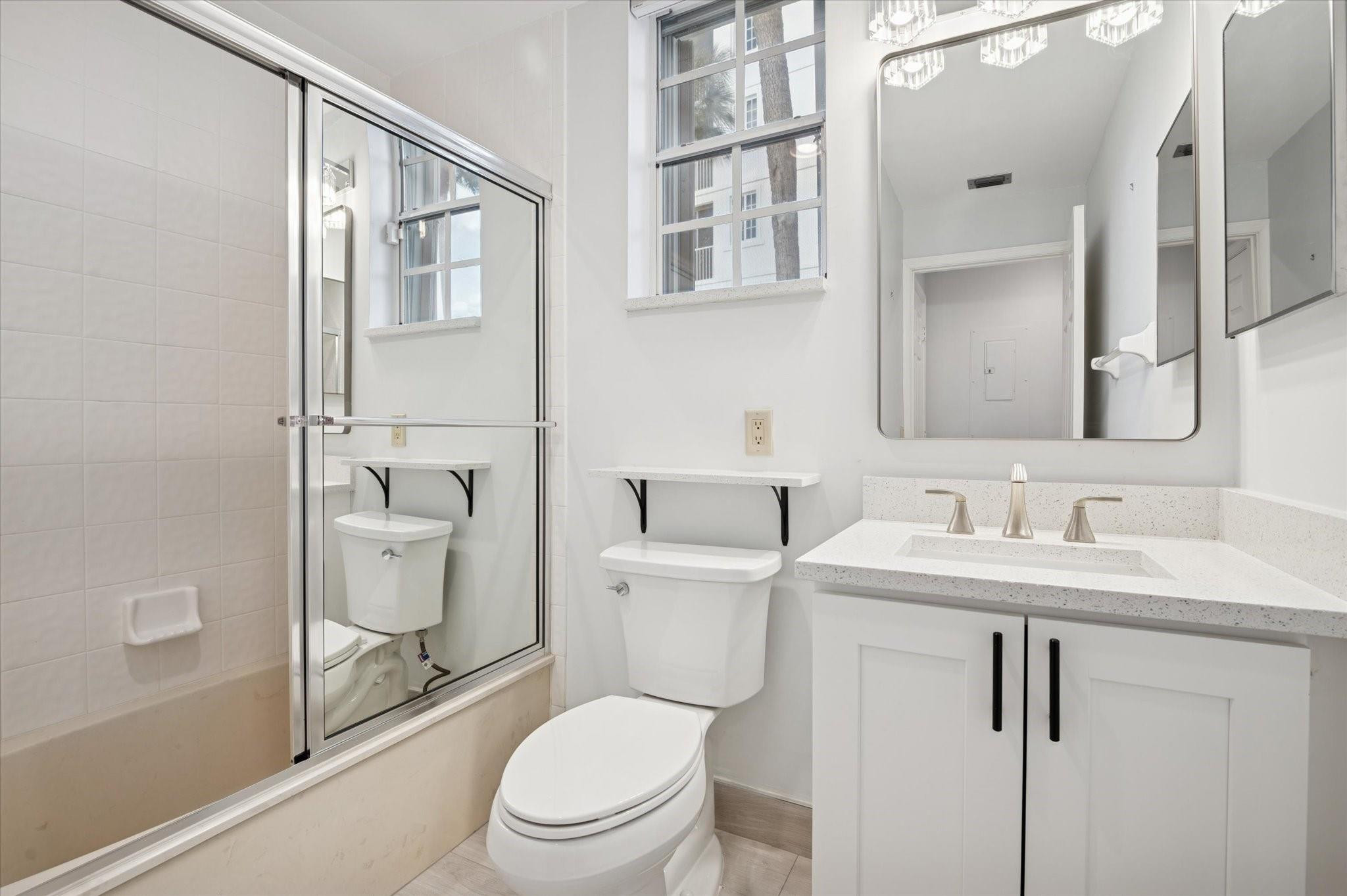 VIZCAYA TOWERS PALM AIRE - Residential