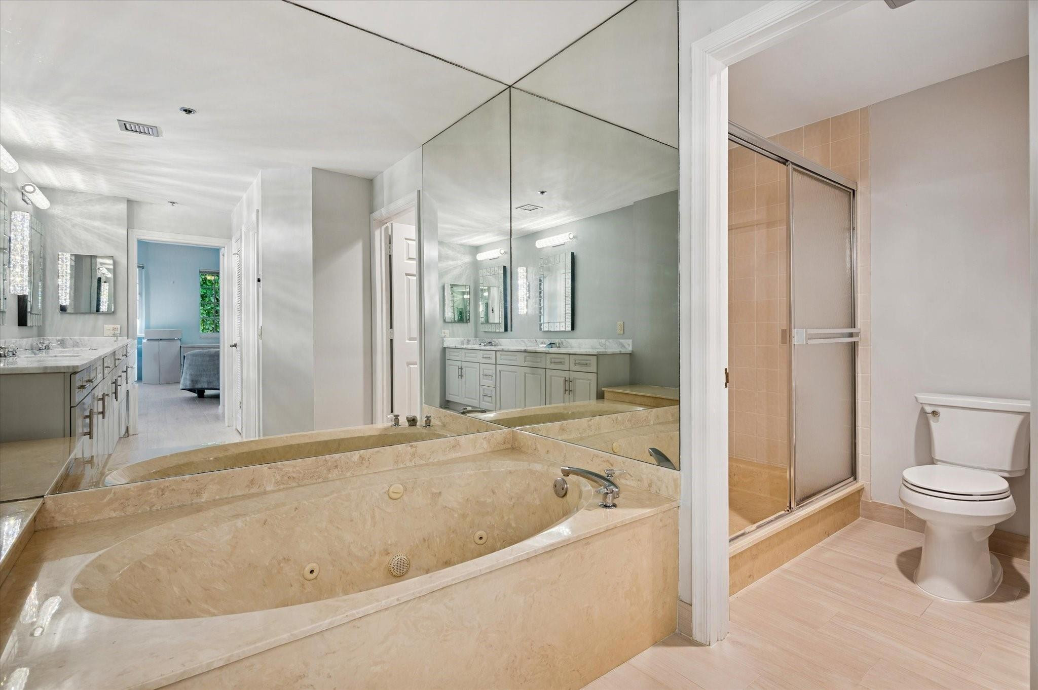 VIZCAYA TOWERS PALM AIRE - Residential