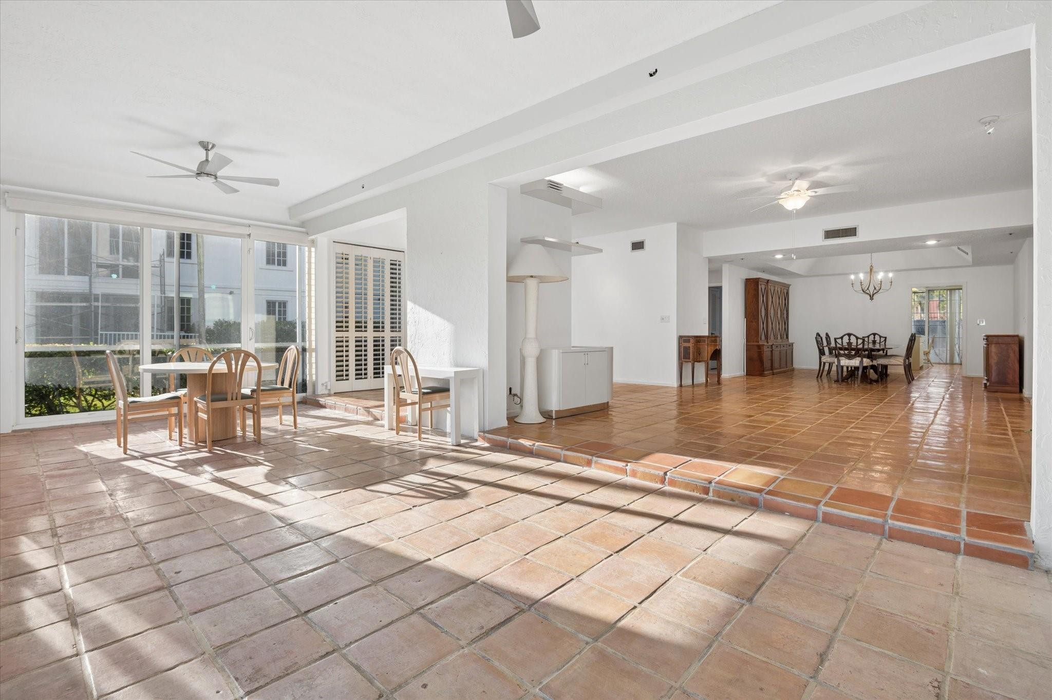 4110 W Palm Aire Drive 101B