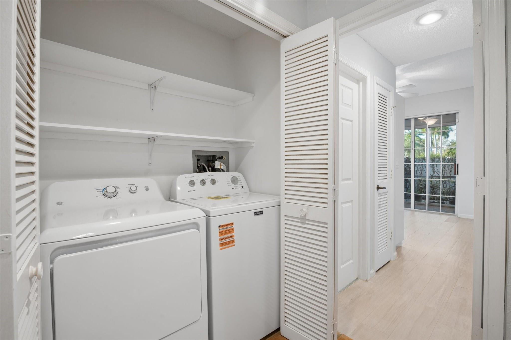 VIZCAYA TOWERS PALM AIRE - Residential