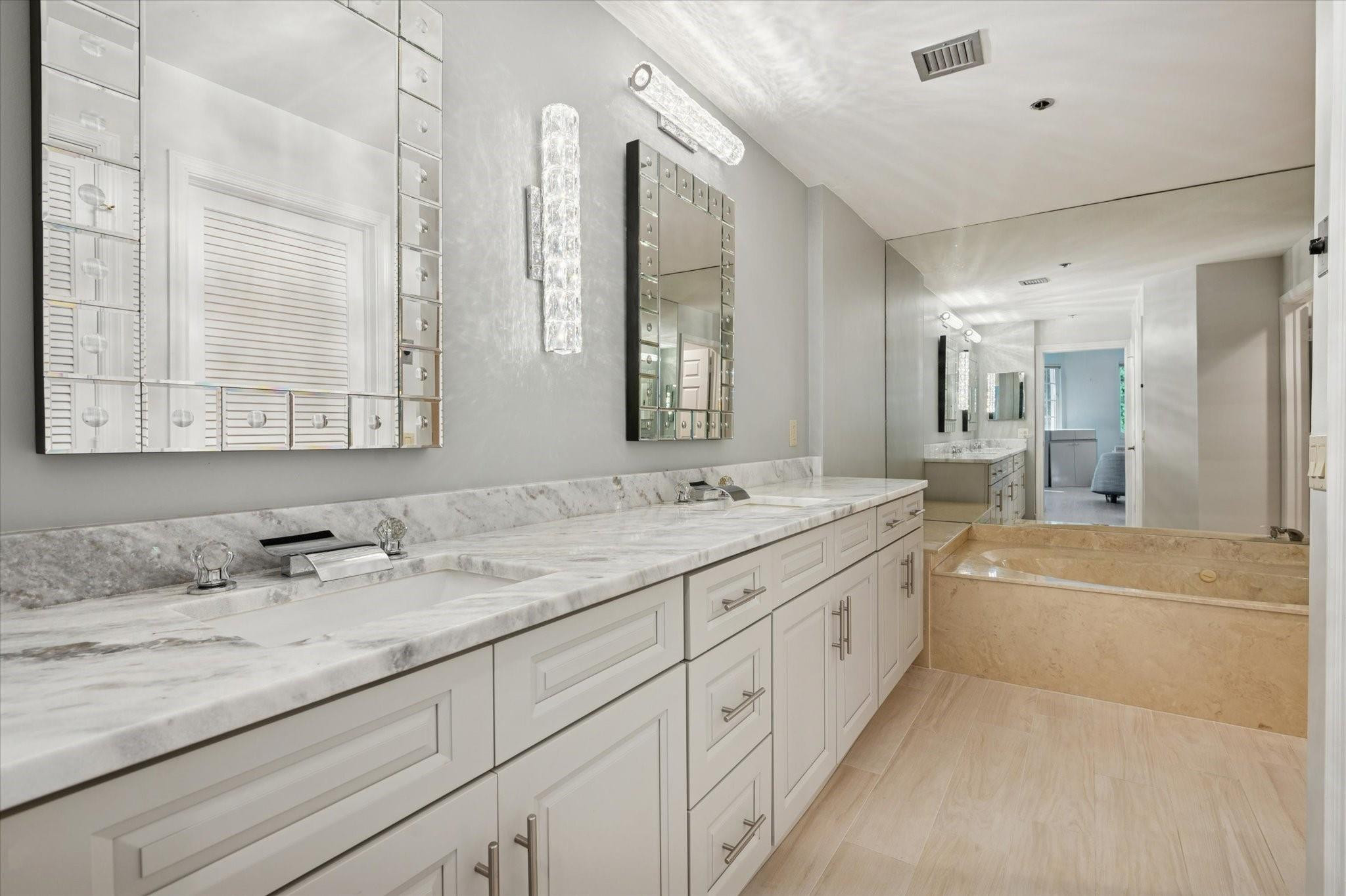 VIZCAYA TOWERS PALM AIRE - Residential