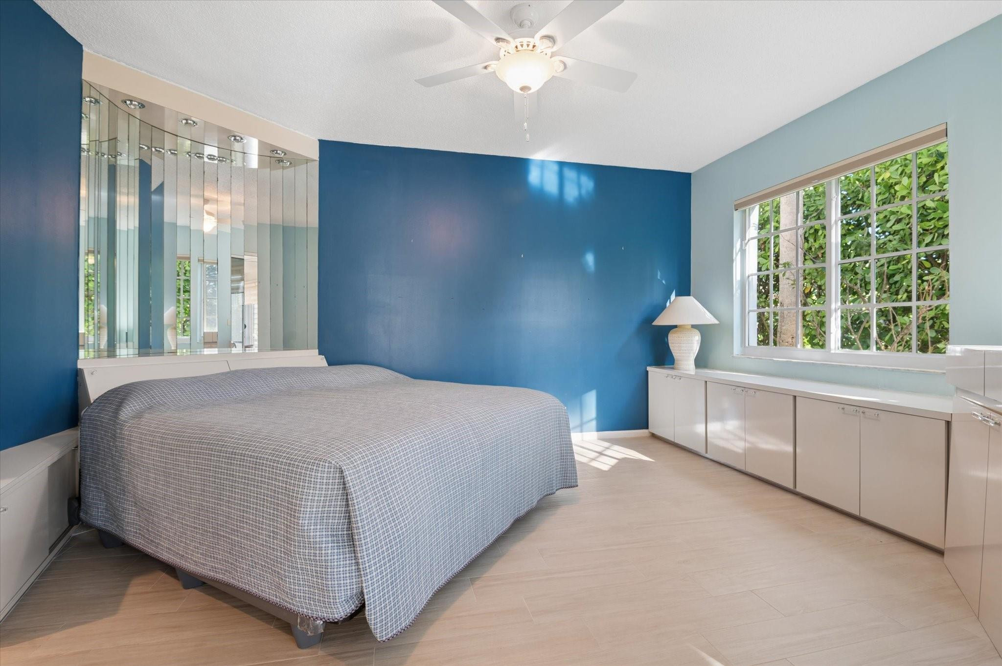 VIZCAYA TOWERS PALM AIRE - Residential