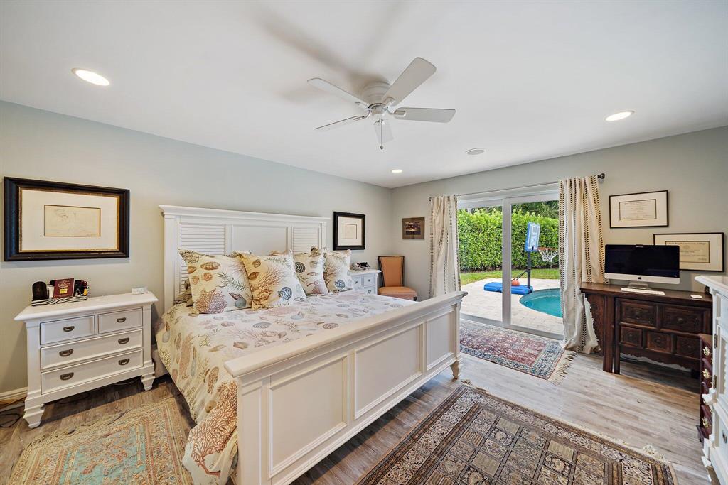 TEQUESTA COUNTRY CLUB - Residential