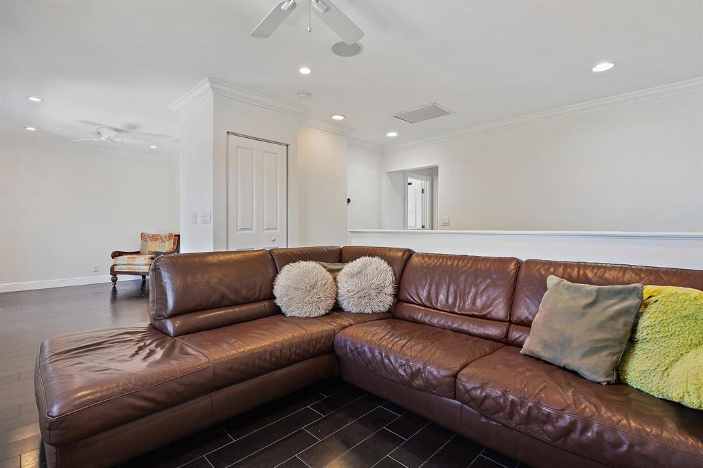 TEQUESTA COUNTRY CLUB - Residential