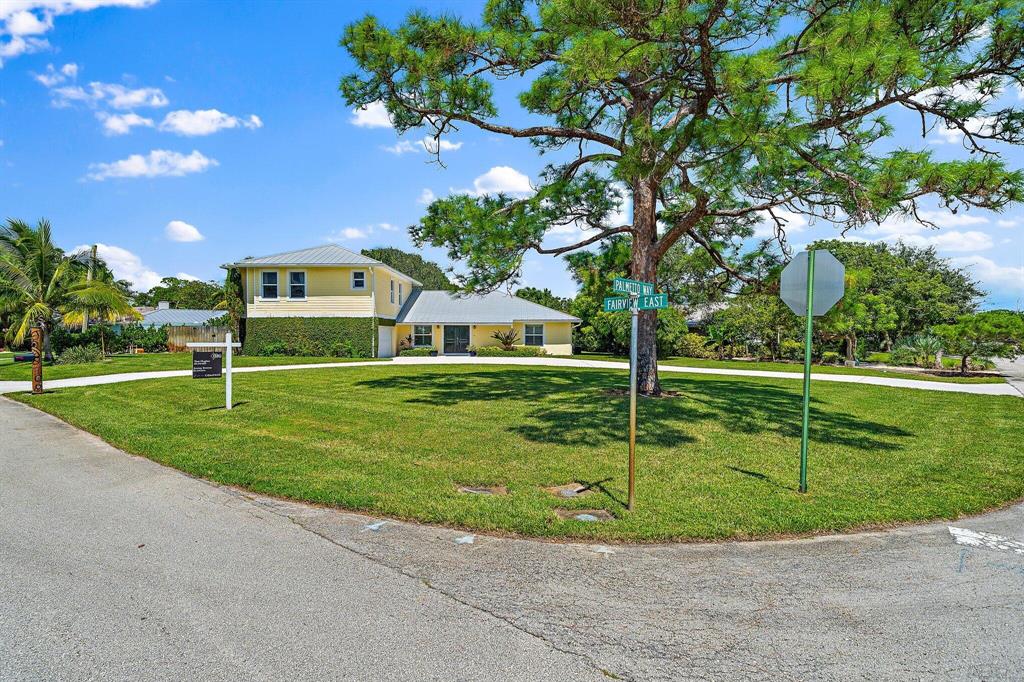 TEQUESTA COUNTRY CLUB - Residential