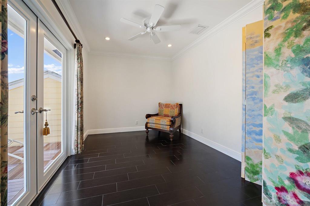 TEQUESTA COUNTRY CLUB - Residential