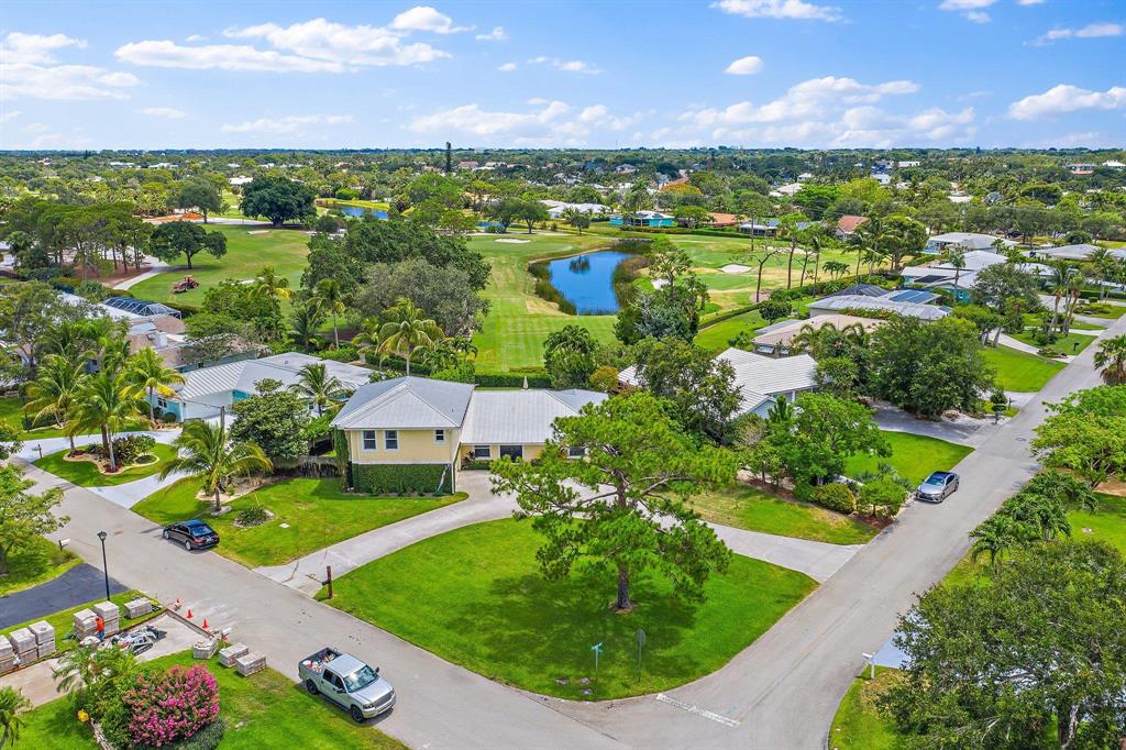 TEQUESTA COUNTRY CLUB - Residential