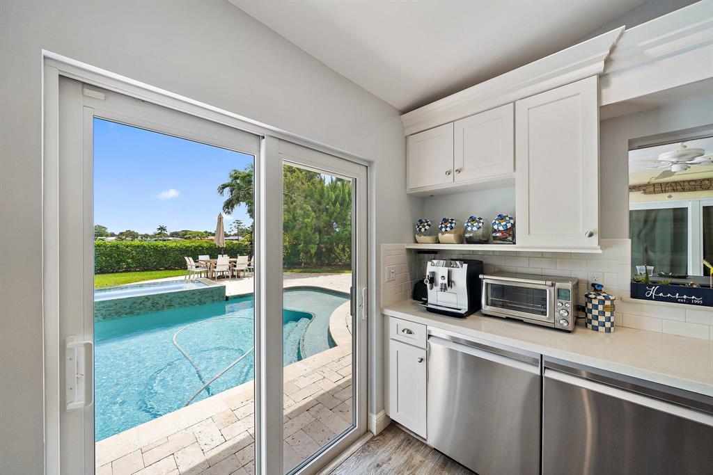 TEQUESTA COUNTRY CLUB - Residential