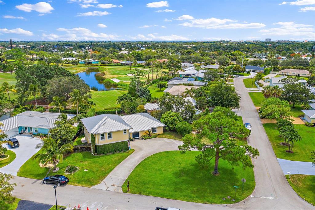 TEQUESTA COUNTRY CLUB - Residential
