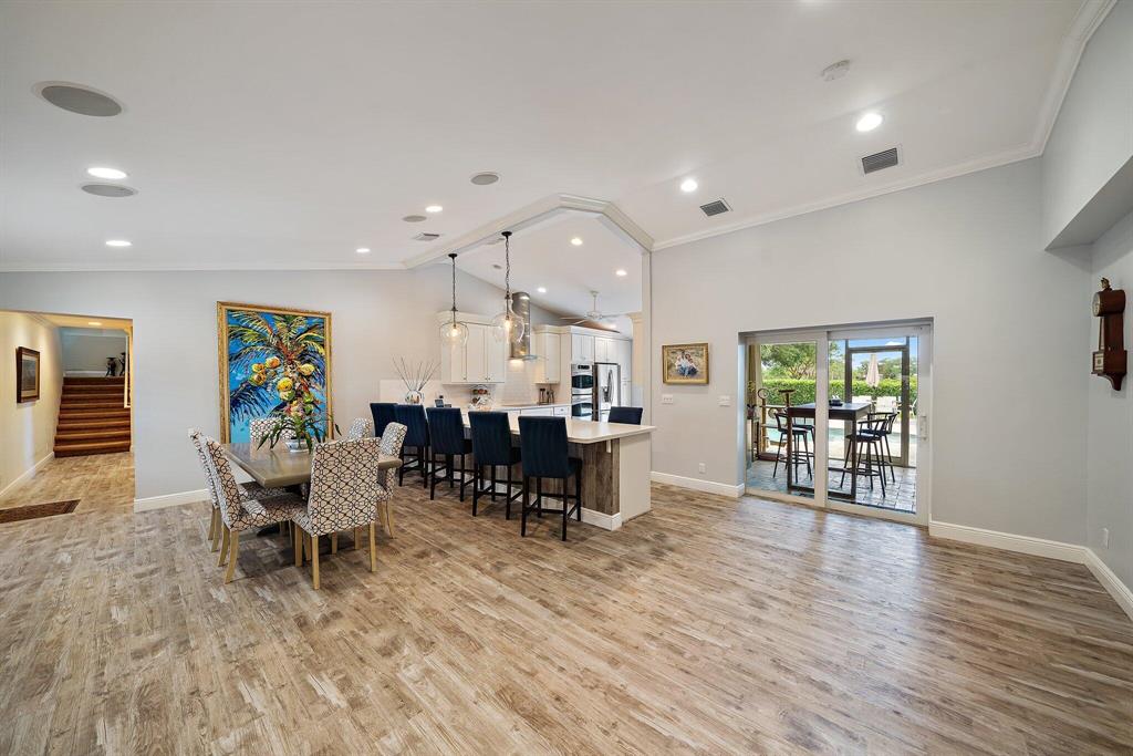 TEQUESTA COUNTRY CLUB - Residential