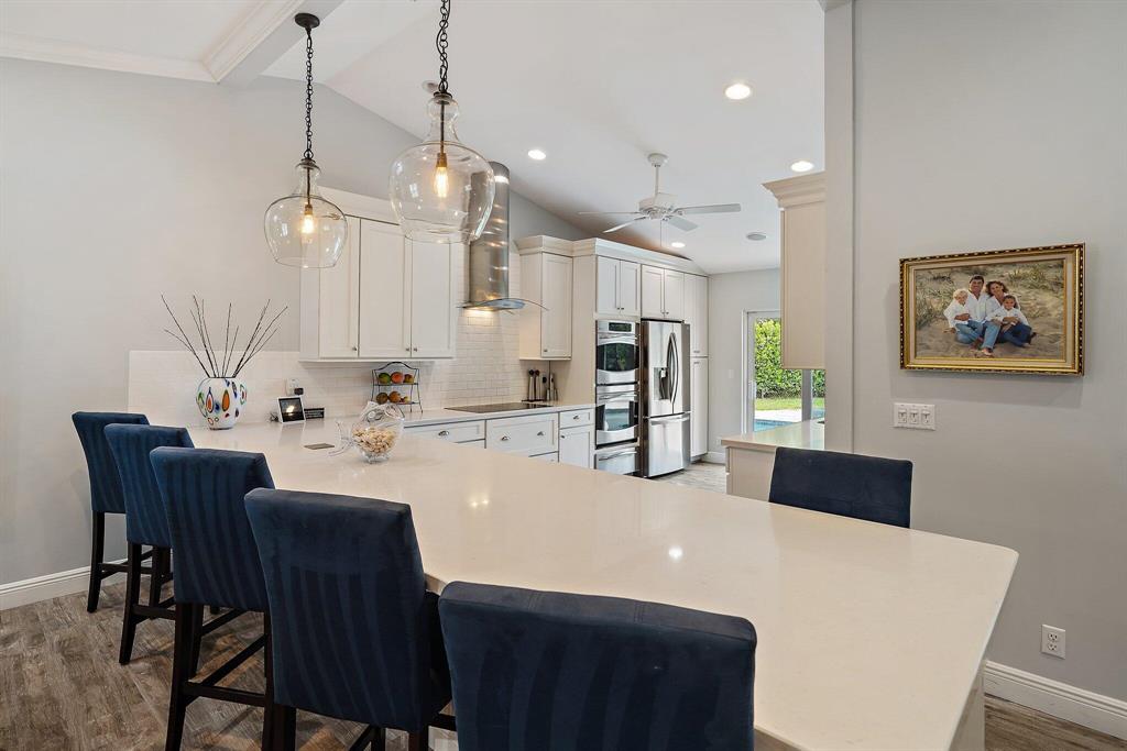 TEQUESTA COUNTRY CLUB - Residential