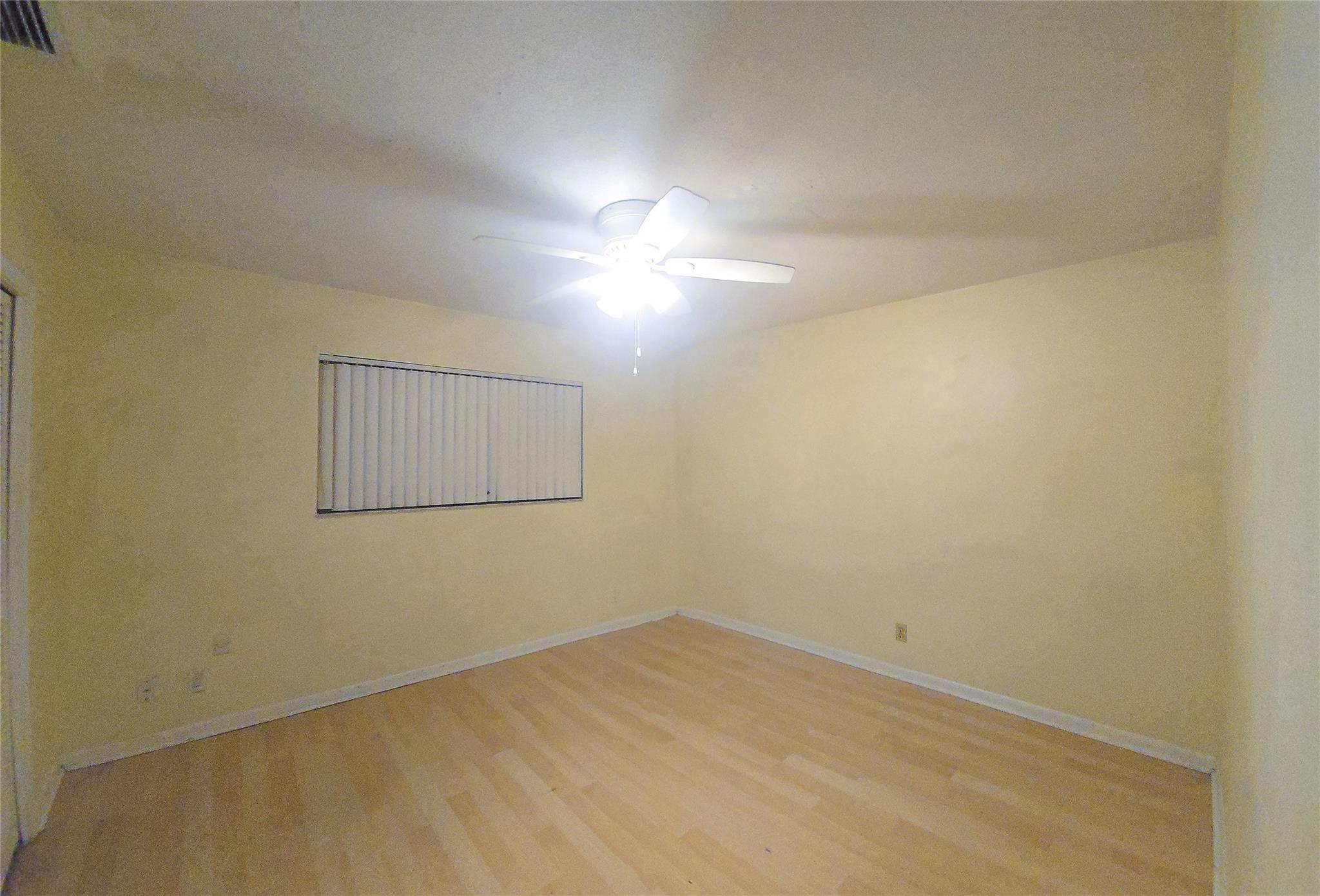 NEW ORLEANS VILLAS 81-21 - Residential Lease