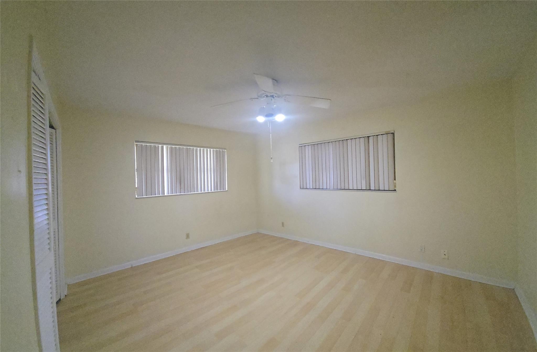 NEW ORLEANS VILLAS 81-21 - Residential Lease