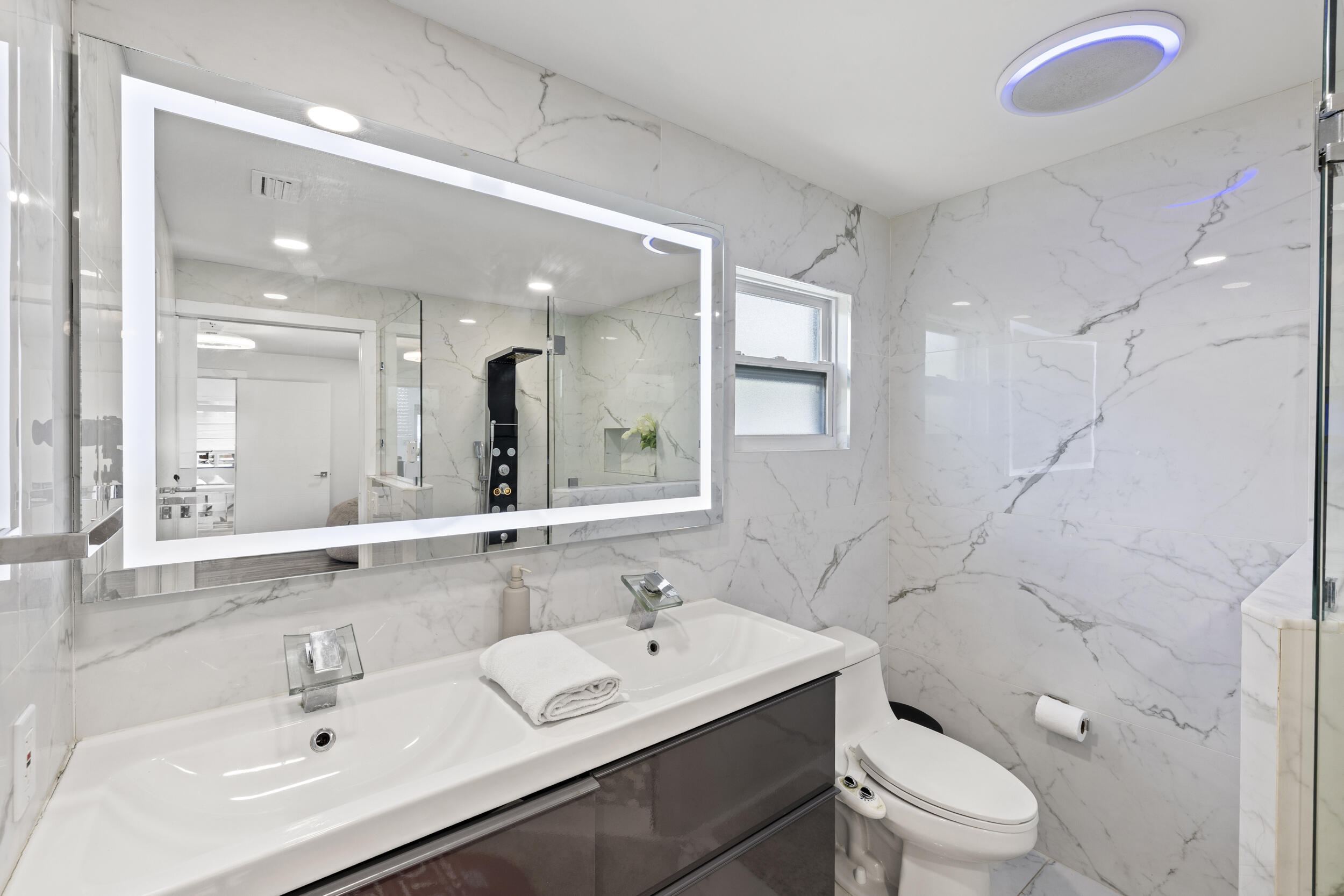 PARK ROAD MANOR - Residential