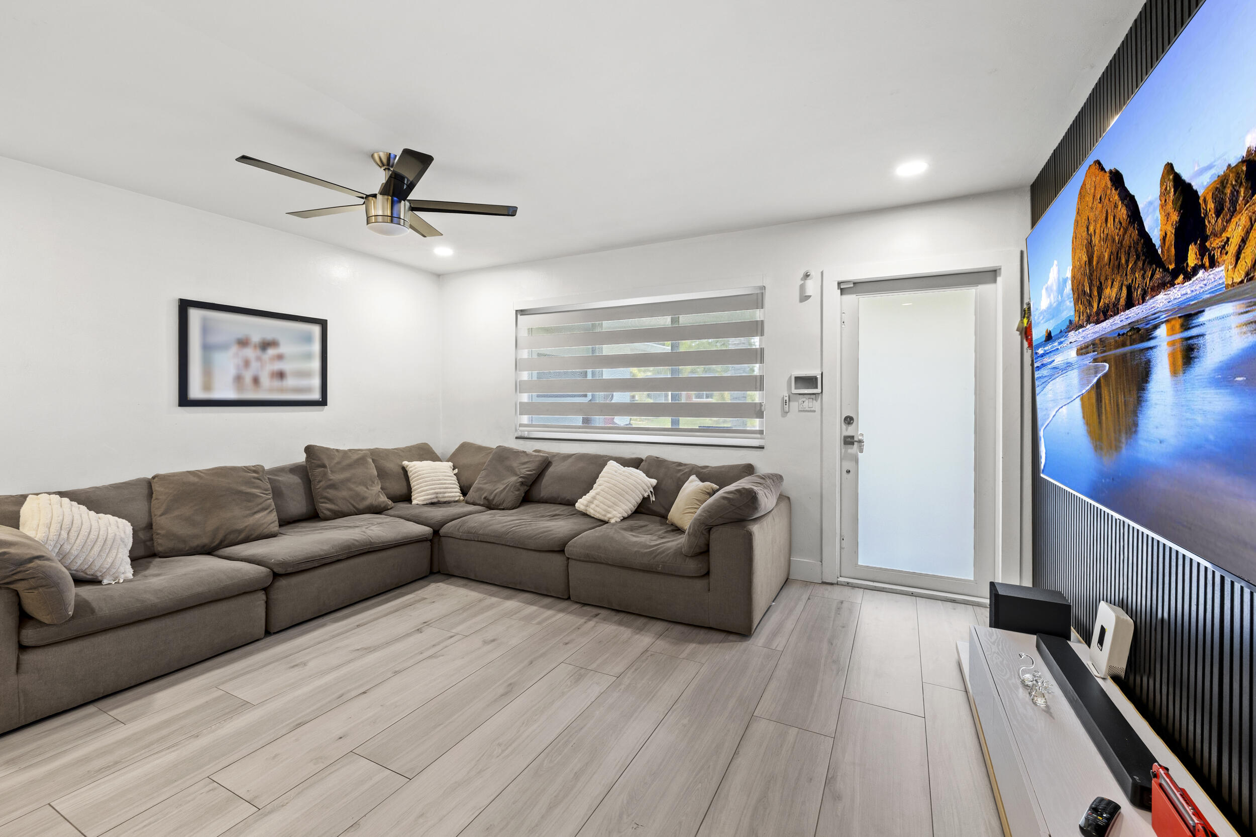 PARK ROAD MANOR - Residential