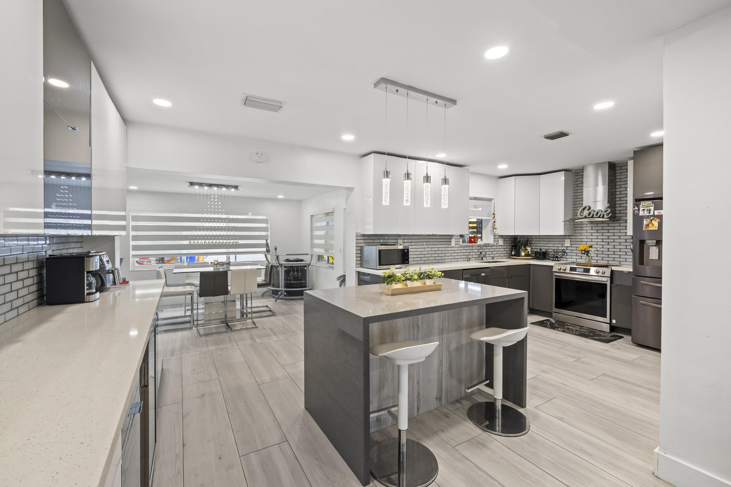 PARK ROAD MANOR - Residential