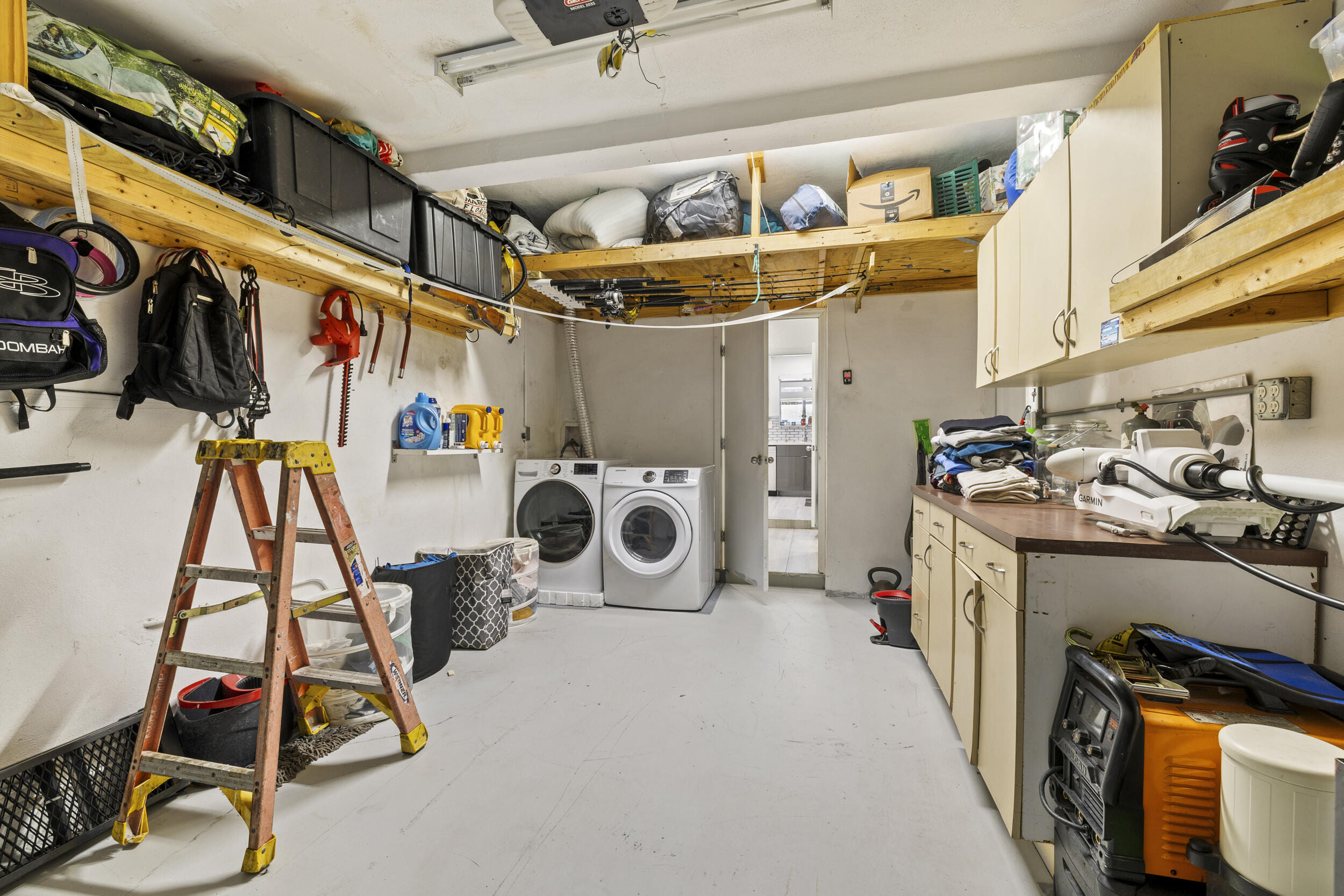 PARK ROAD MANOR - Residential