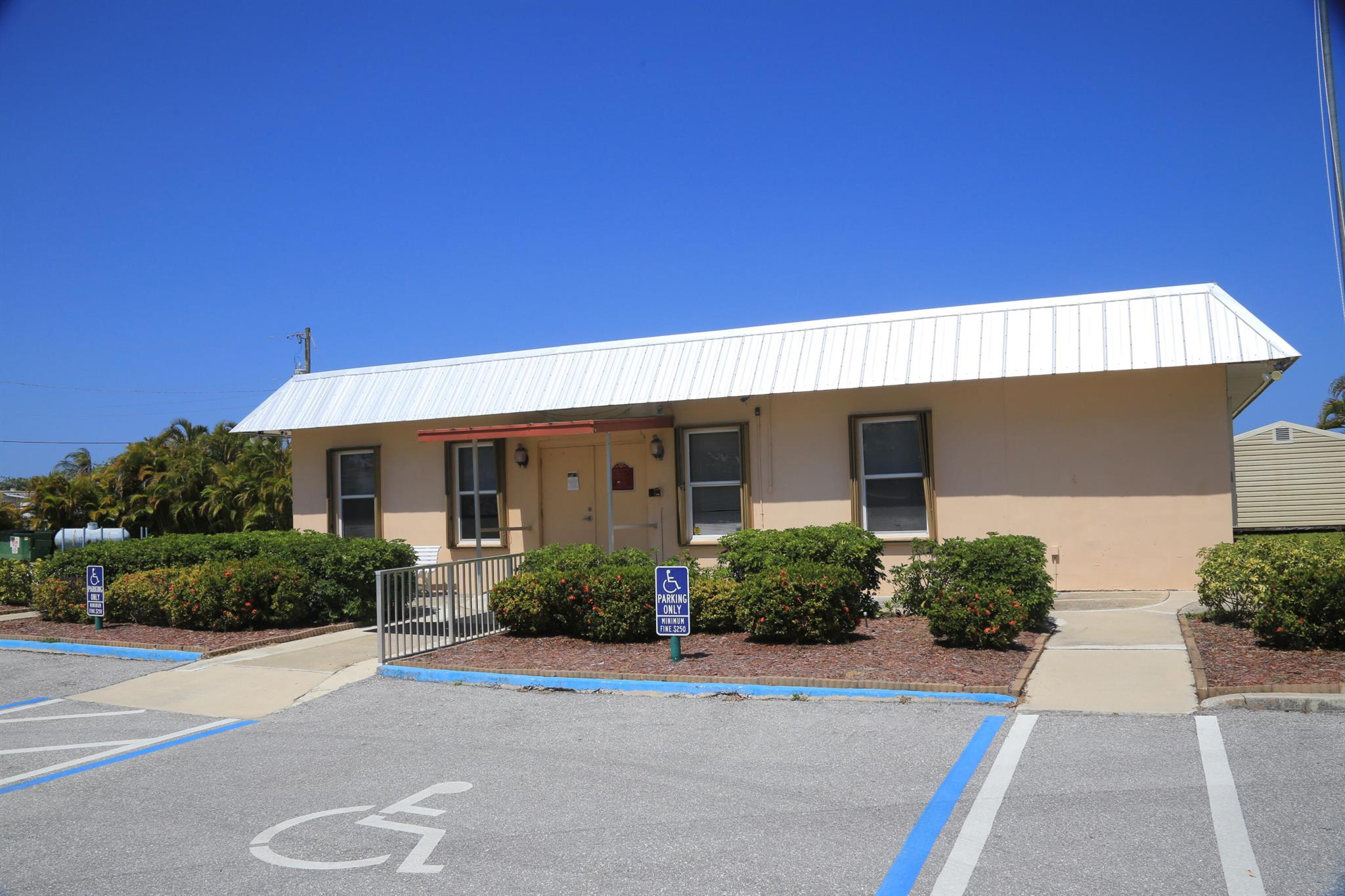 RIDGEWAY - Residential