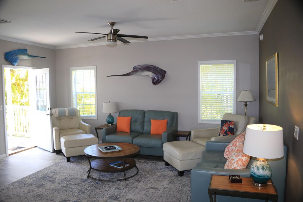 Photo of 7146 SE Bluebird Circle, Hobe Sound, FL 33455 (MLS # R10985295)