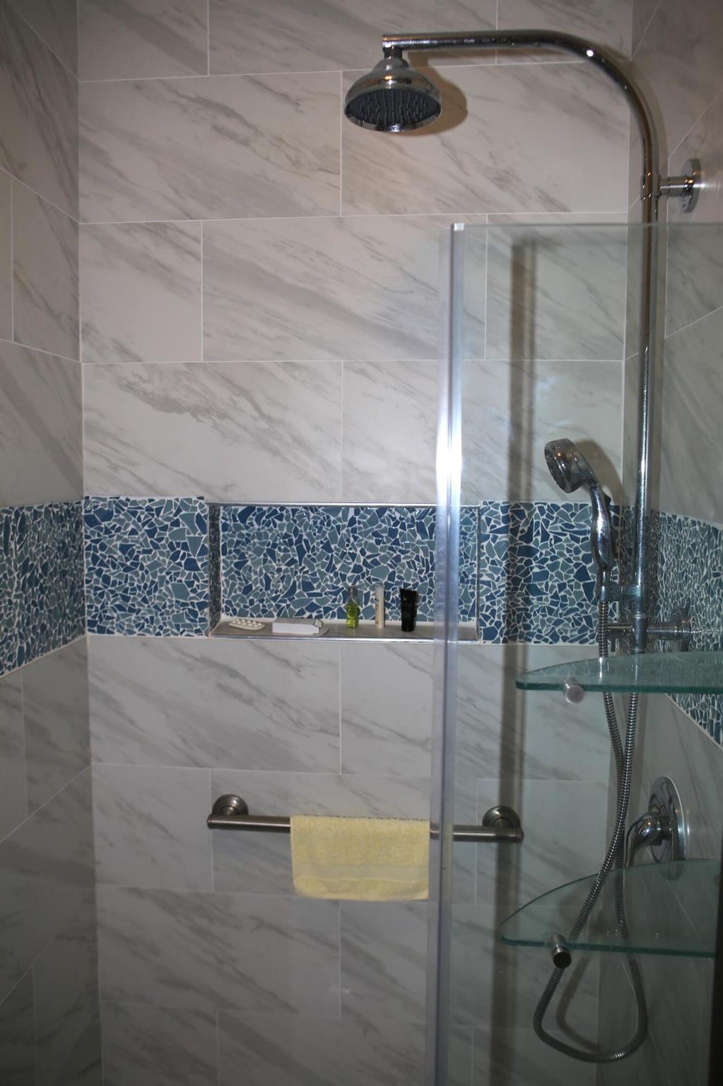 RIDGEWAY - Residential