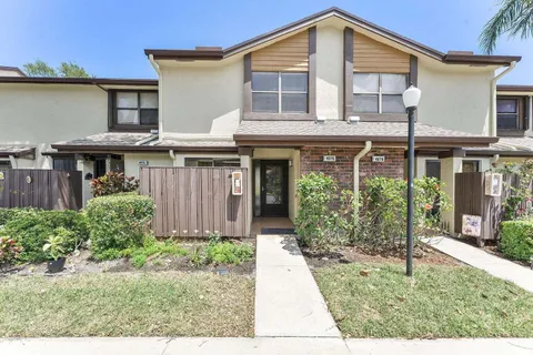4575 S Carambola Circle Unit 27206, Coconut Creek, FL MLS: R11087572