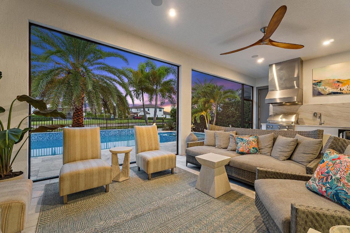 319 Sonoma Isles Circle