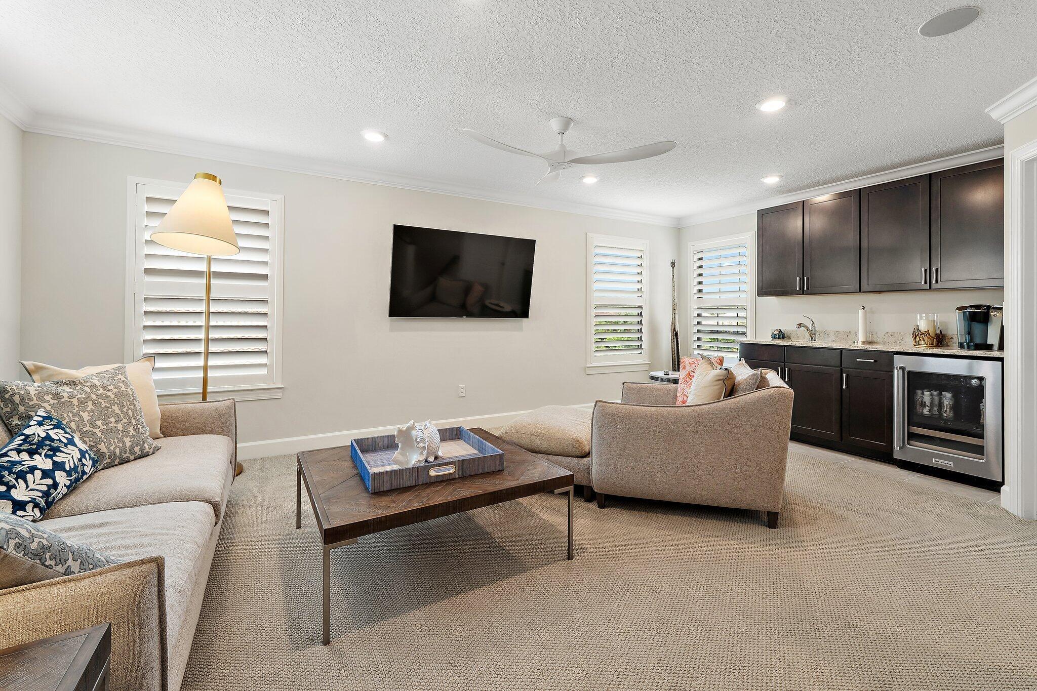 SONOMA ISLES - Residential