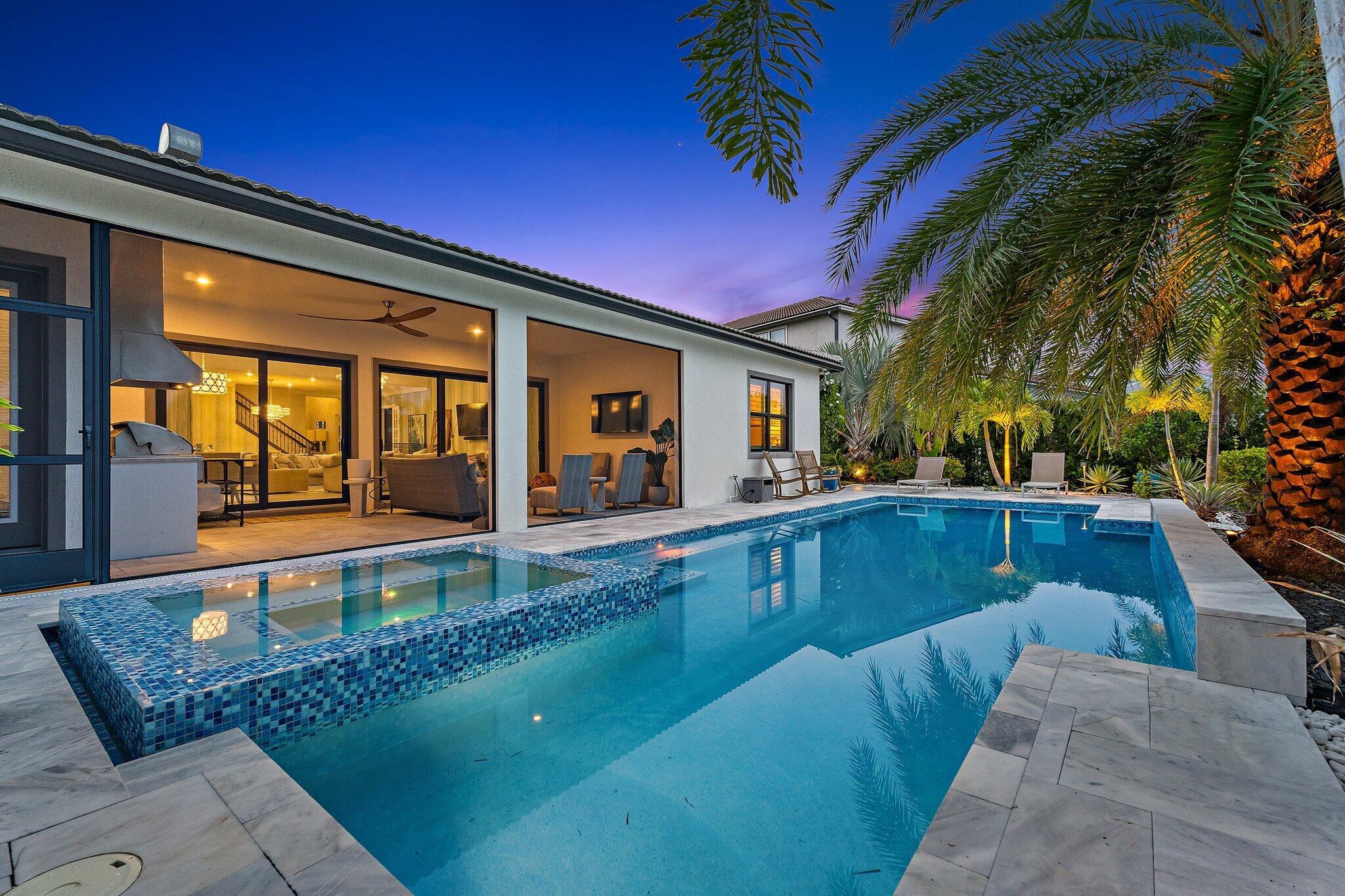 SONOMA ISLES - Residential