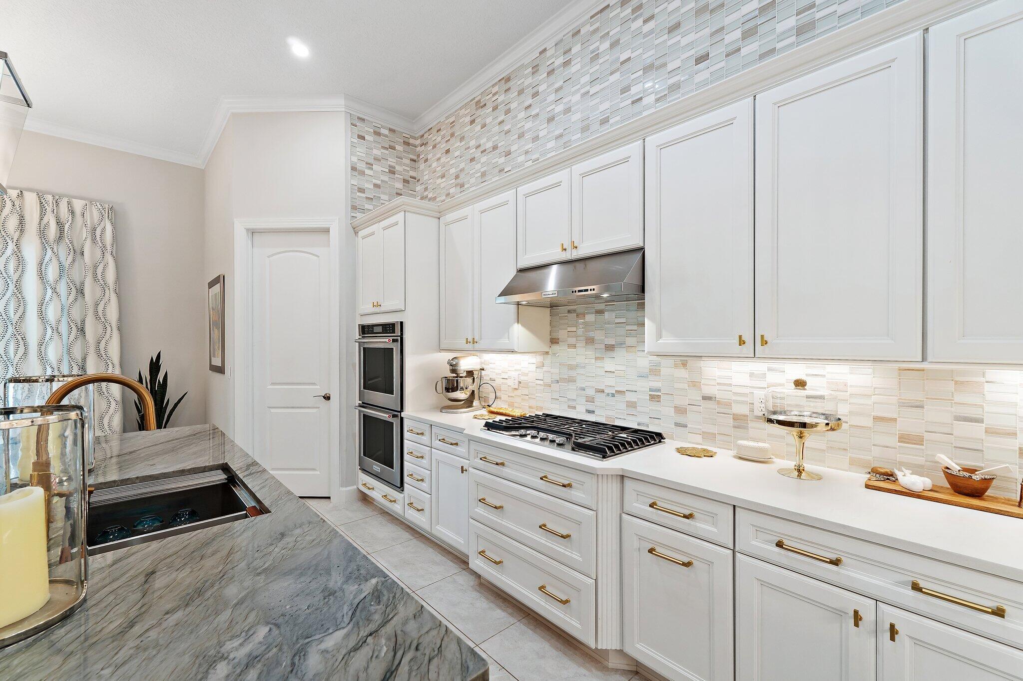 SONOMA ISLES - Residential