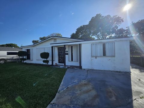 Tiny photo for 1833 NW 6th Avenue, Pompano Beach, FL 33060 (MLS # B26005235)