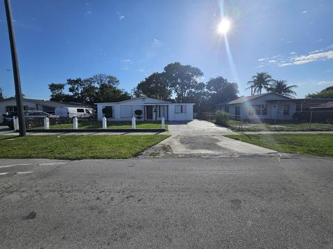 Tiny photo for 1833 NW 6th Avenue, Pompano Beach, FL 33060 (MLS # B26005235)