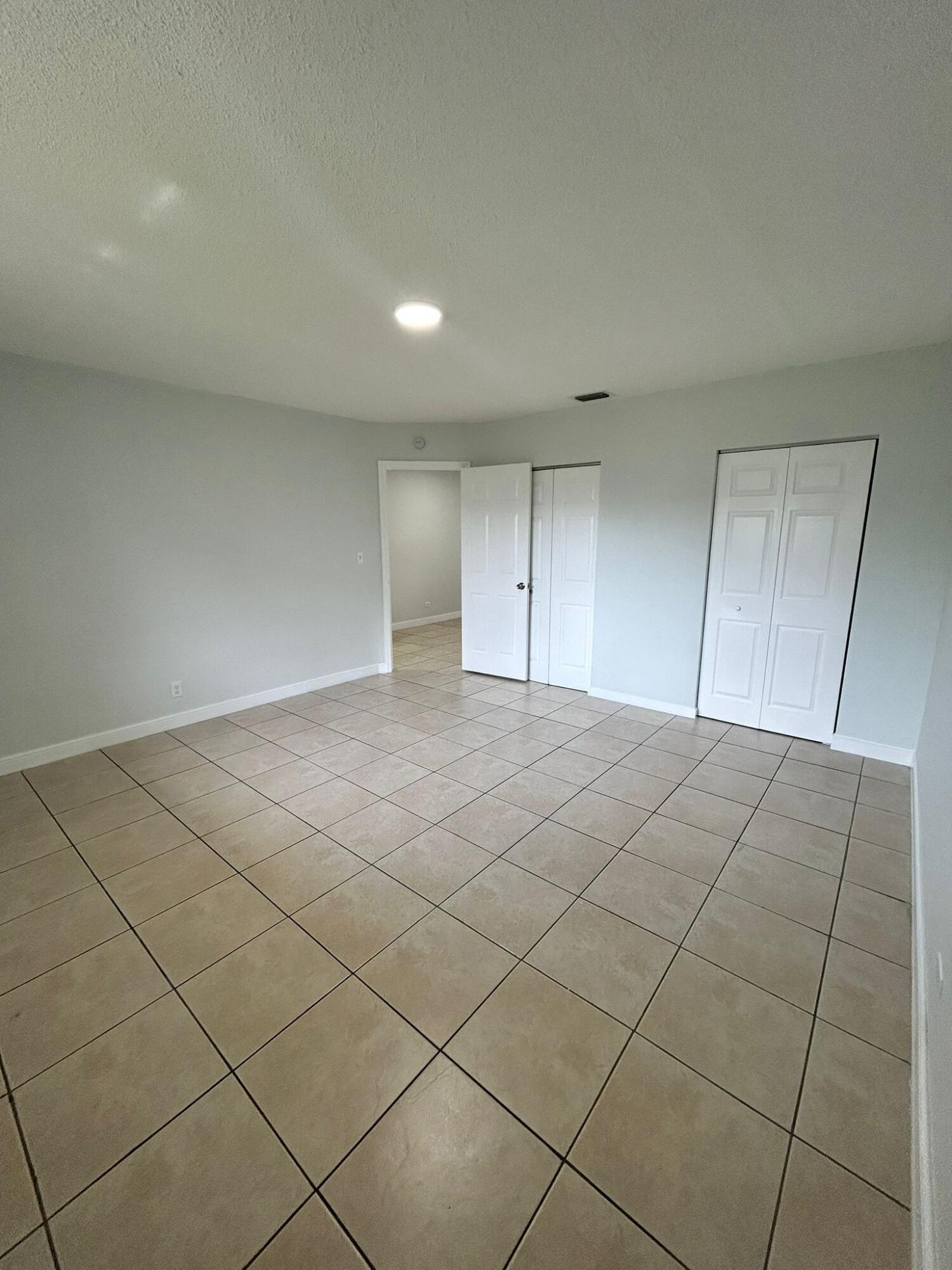 MIAMI GARDENS ESTATES SEC 2 - Residential Lease