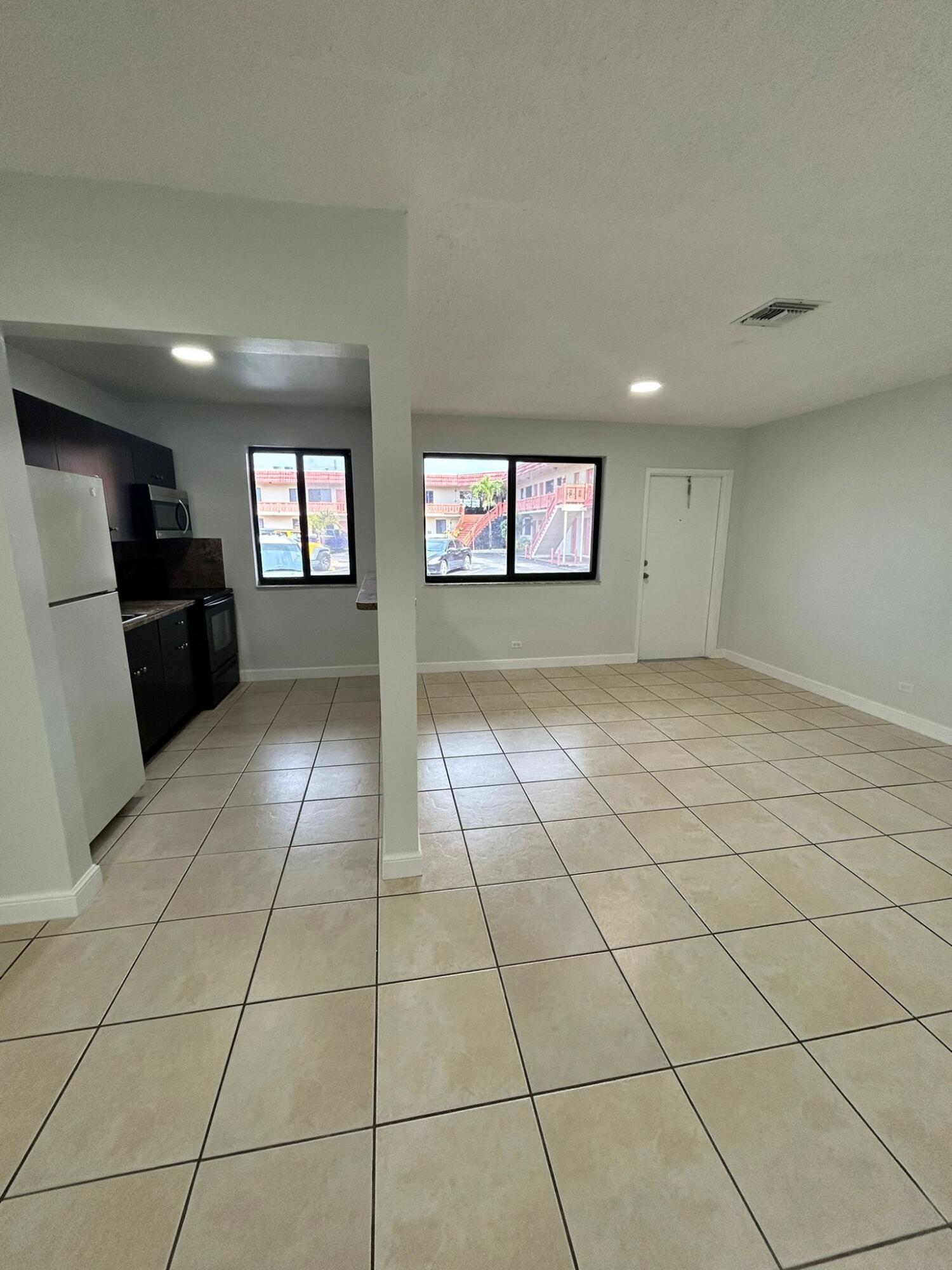 MIAMI GARDENS ESTATES SEC 2 - Residential Lease
