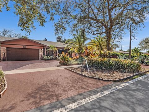 Tiny photo for 2116 NE 62nd Street, Fort Lauderdale, FL 33308 (MLS # B26027595)