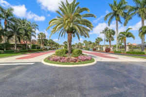 Crystal Pointe - Residential