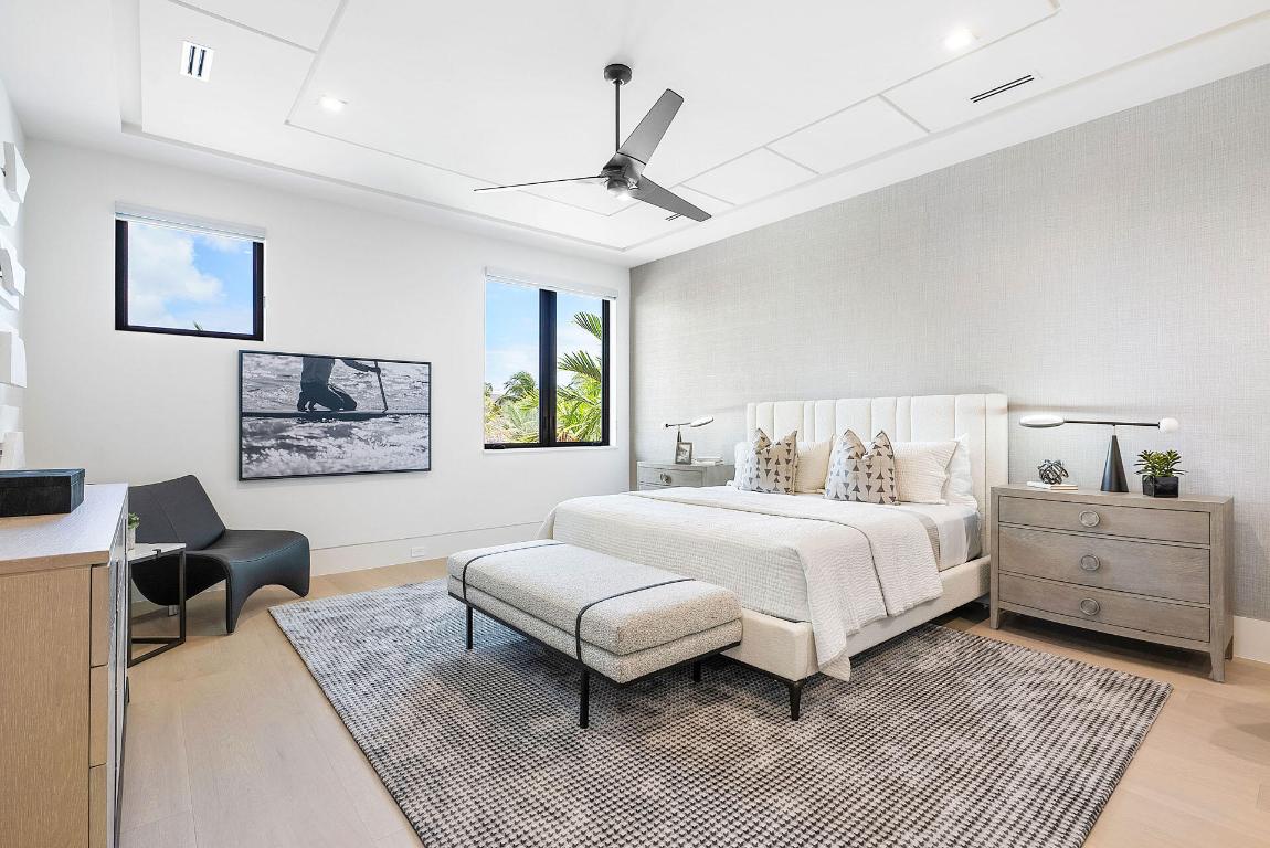 ROYAL PALM YACHT & COUNTRY CLUB - Residential