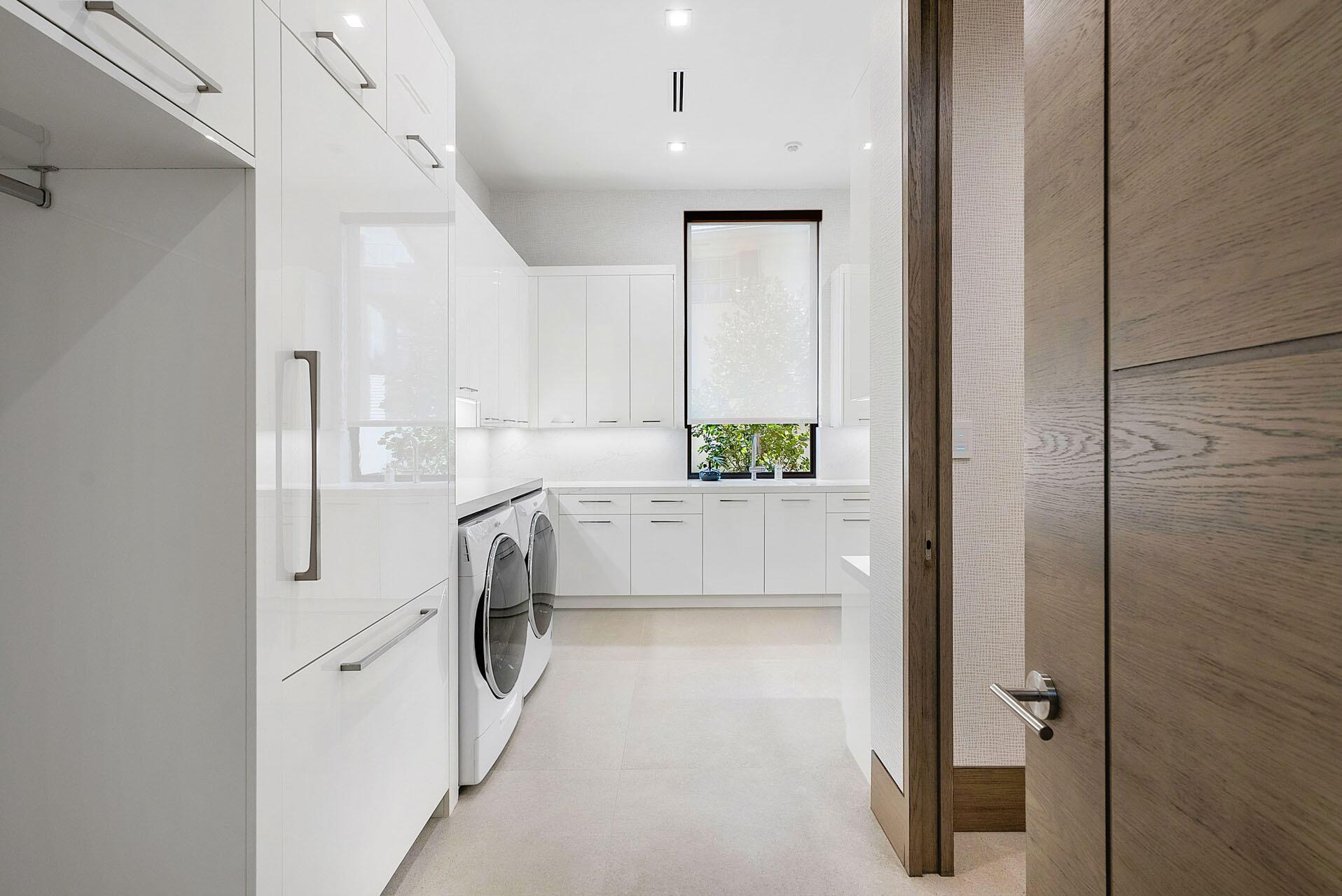 ROYAL PALM YACHT & COUNTR - Residential