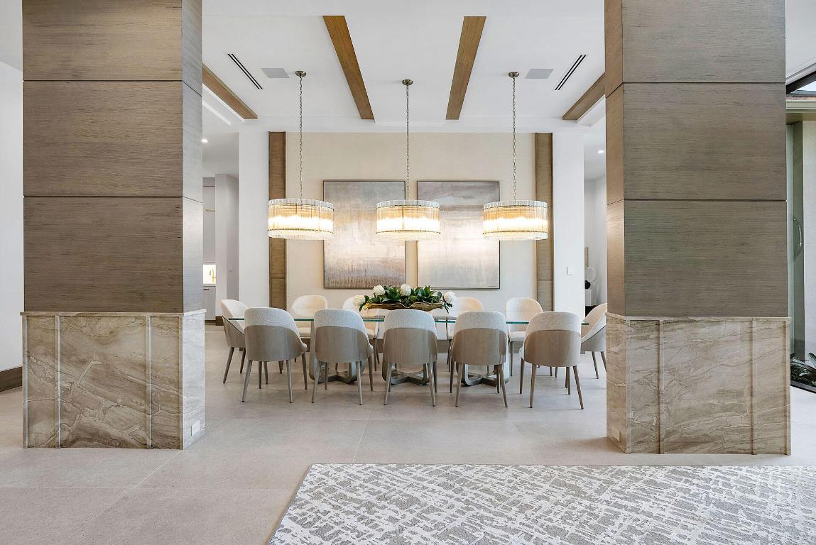 ROYAL PALM YACHT & COUNTRY CLUB - Residential