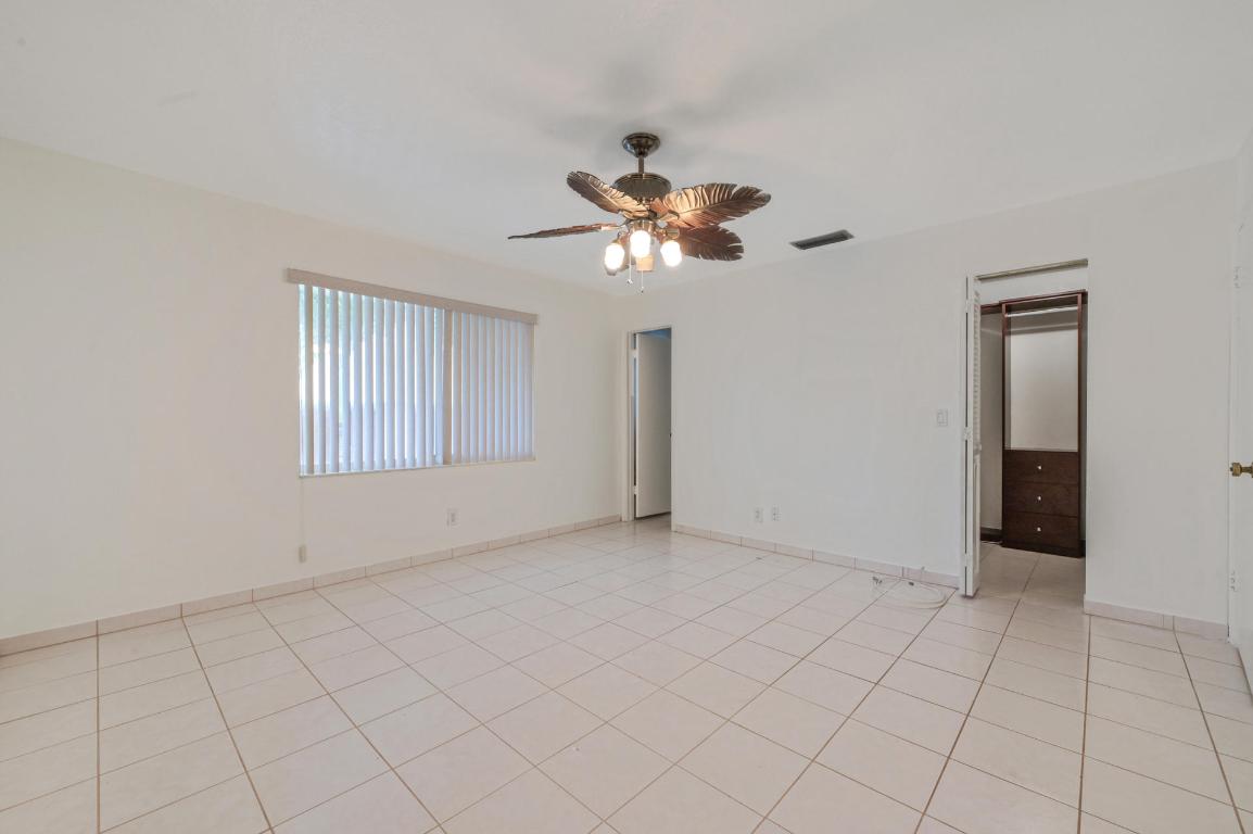 BARBICAN CONDO - Residential