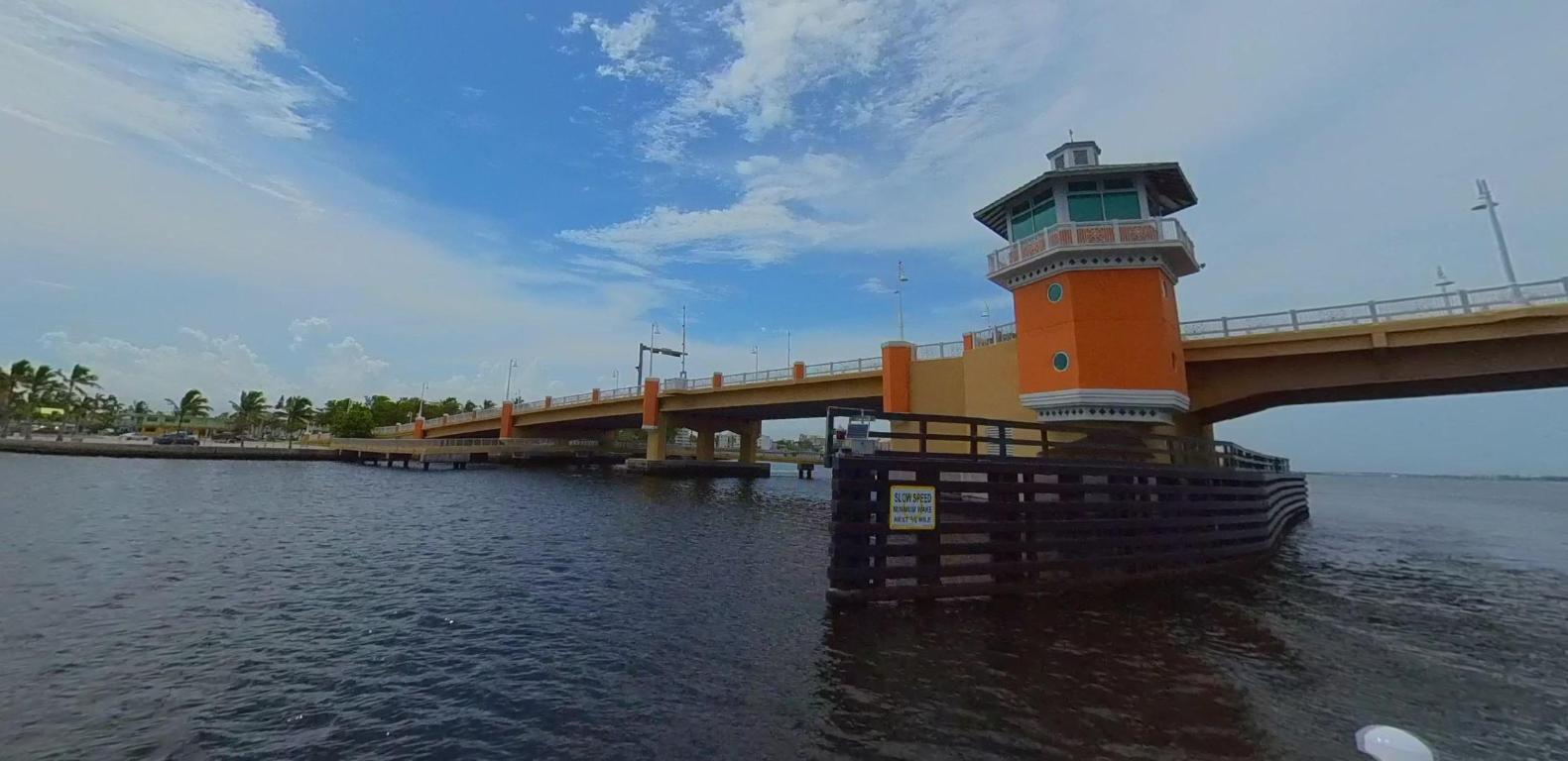 BARBICAN CONDO - Residential