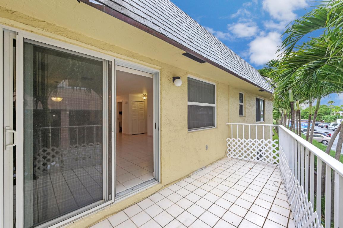 BARBICAN CONDO - Residential