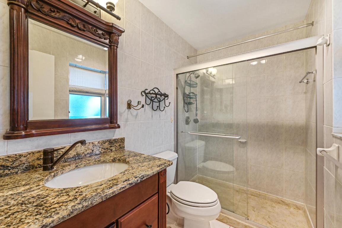 BARBICAN CONDO - Residential