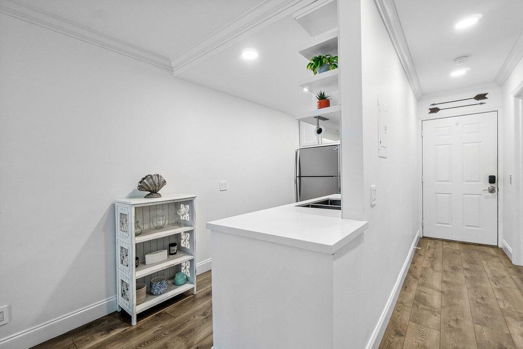 Photo of 421 N Cypress Drive #15, Tequesta, FL 33469 (MLS # R11102085)