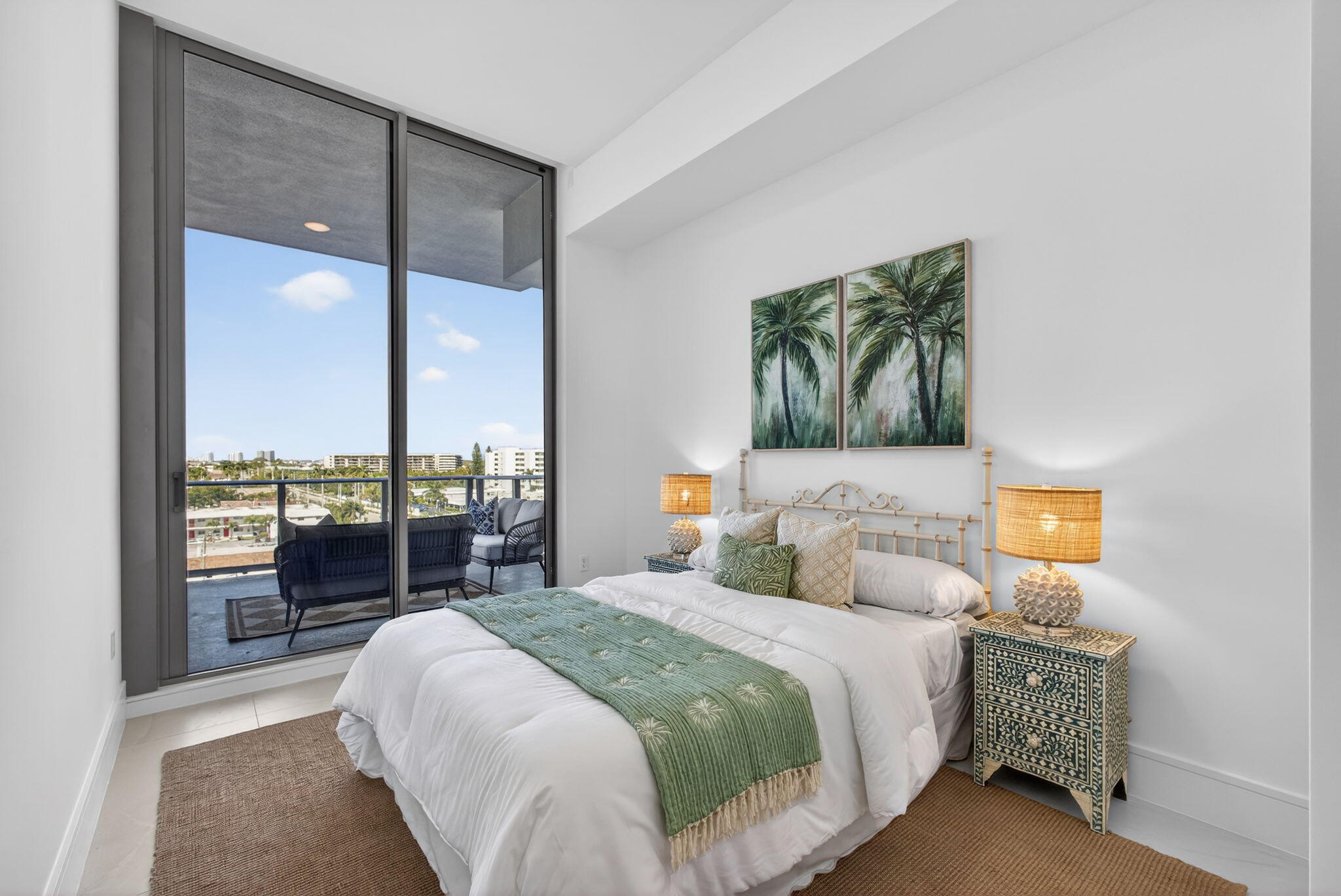 NAUTILUS 220 CONDO - Residential