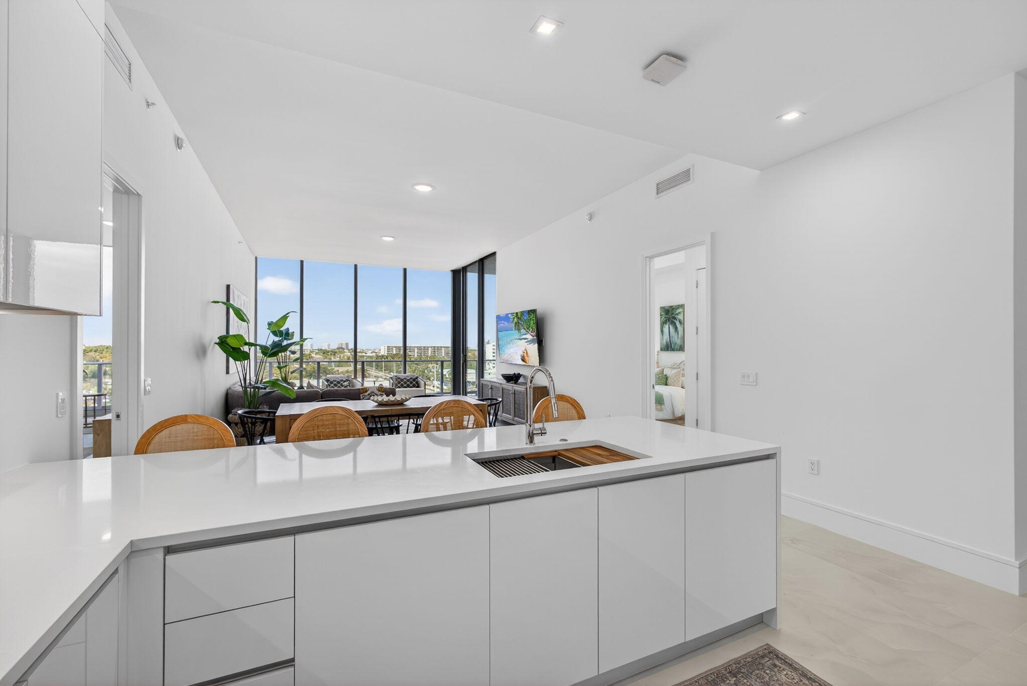 NAUTILUS 220 CONDO - Residential